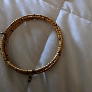 Necklace round circle beads